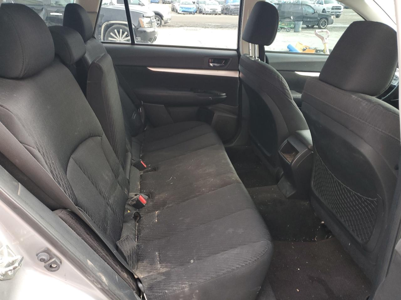 2010 SUBARU OUTBACK 2.5I PREMIUM photo 10