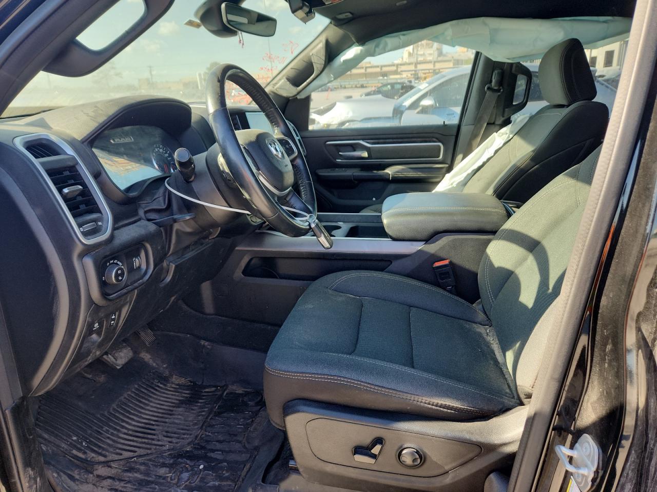 2023 RAM 1500 BIG HORN/LONE STAR photo 7