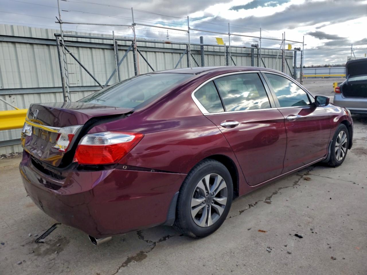 2015 HONDA ACCORD LX photo 3