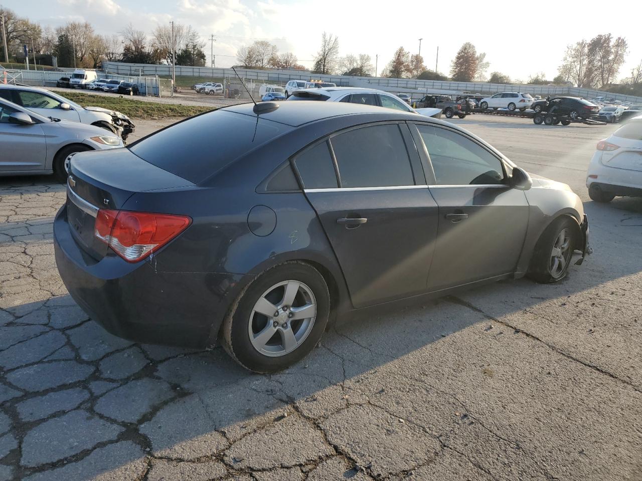2016 CHEVROLET CRUZE LIMITED LT photo 5