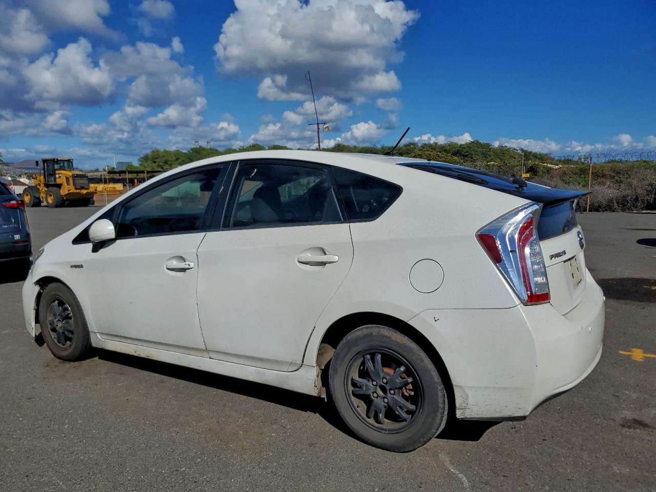 2013 TOYOTA PRIUS photo 3