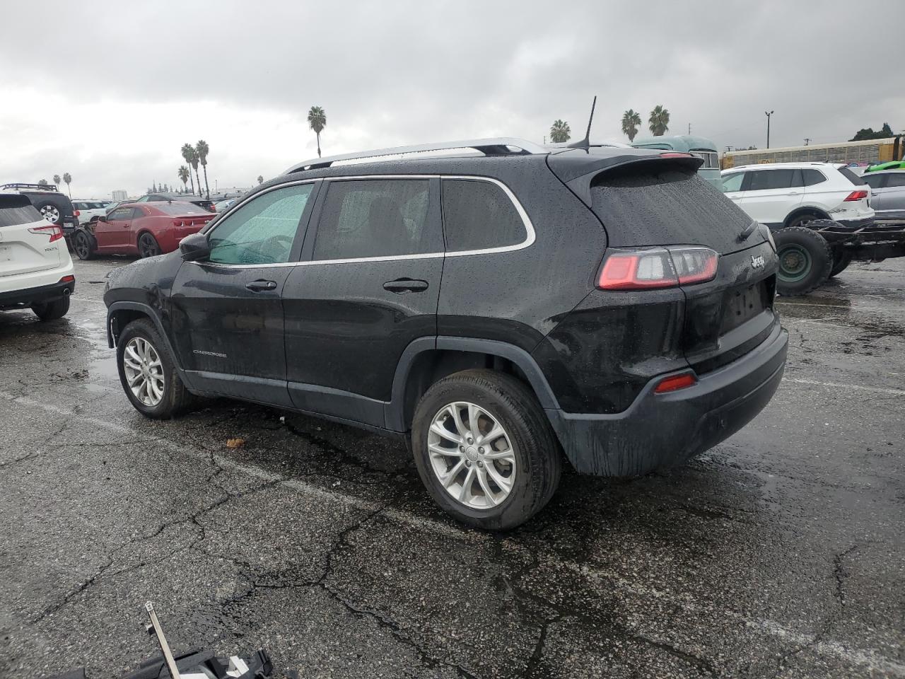 2019 JEEP CHEROKEE LATITUDE photo 4