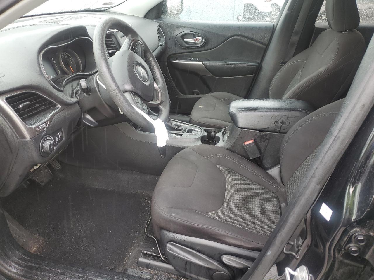 2019 JEEP CHEROKEE LATITUDE photo 19