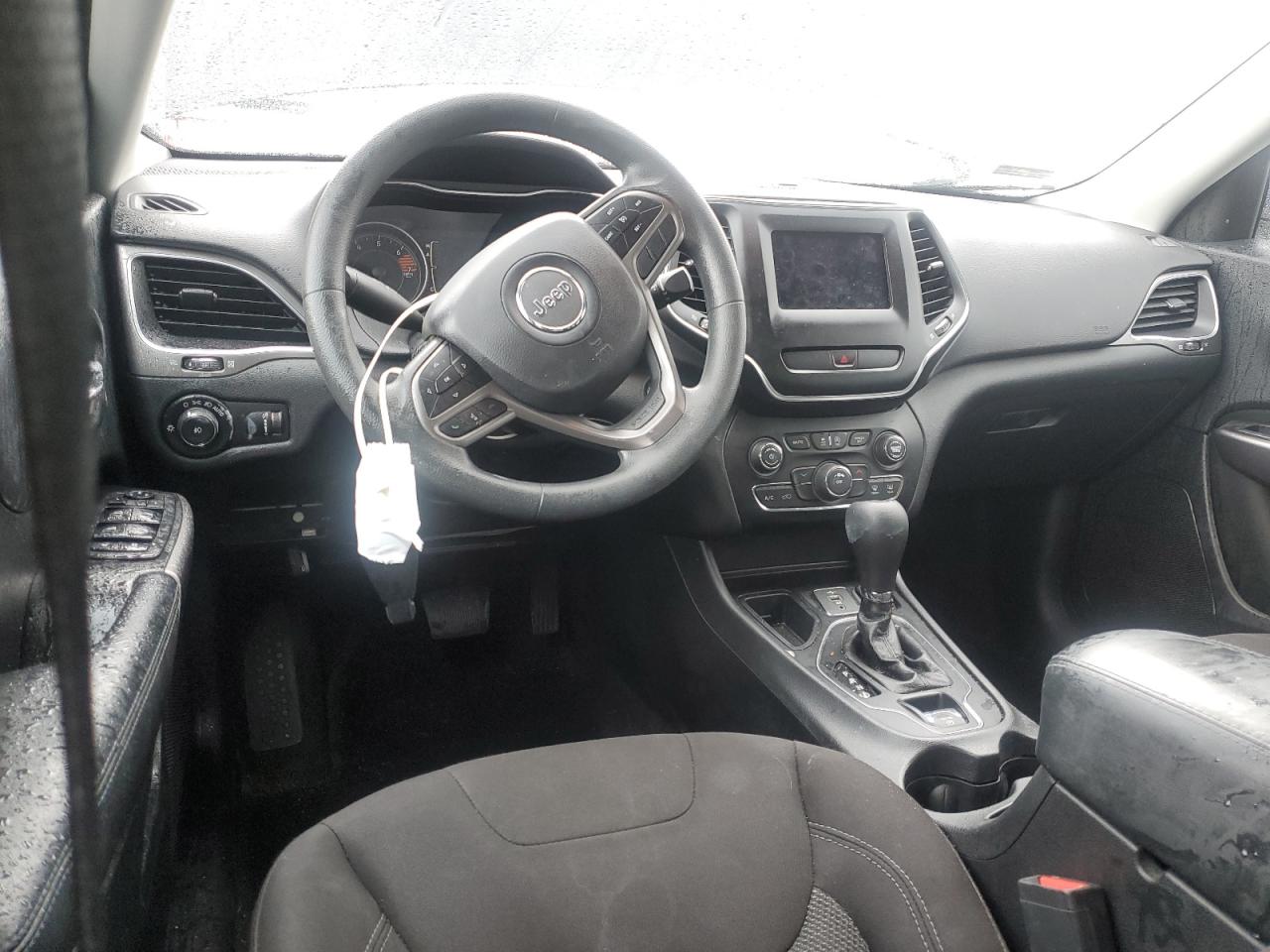 2019 JEEP CHEROKEE LATITUDE photo 22