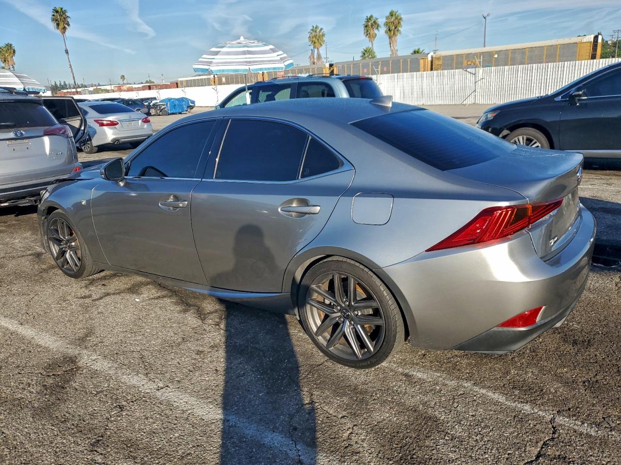 2017 LEXUS IS 200T photo 3