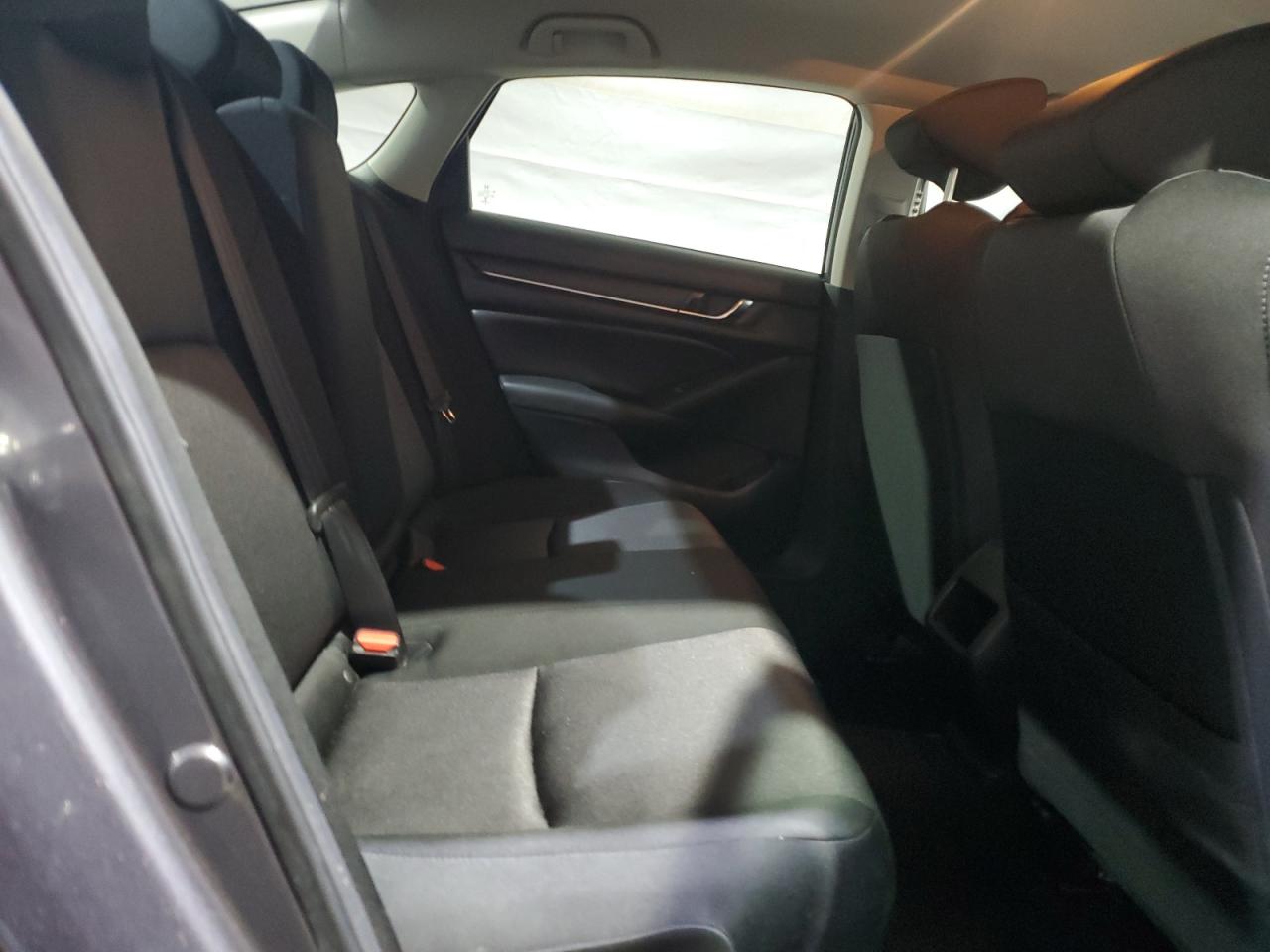 2020 HONDA ACCORD LX photo 10