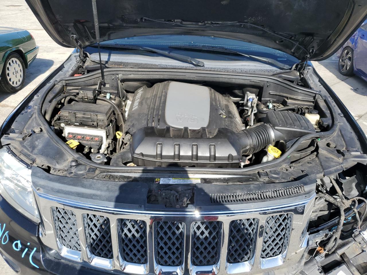2012 JEEP GRAND CHEROKEE OVERLAND photo 12