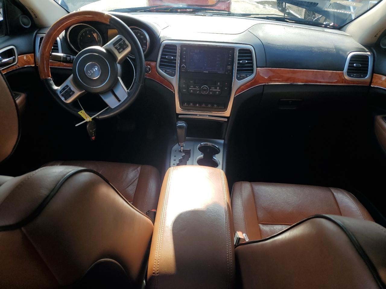 2012 JEEP GRAND CHEROKEE OVERLAND photo 8
