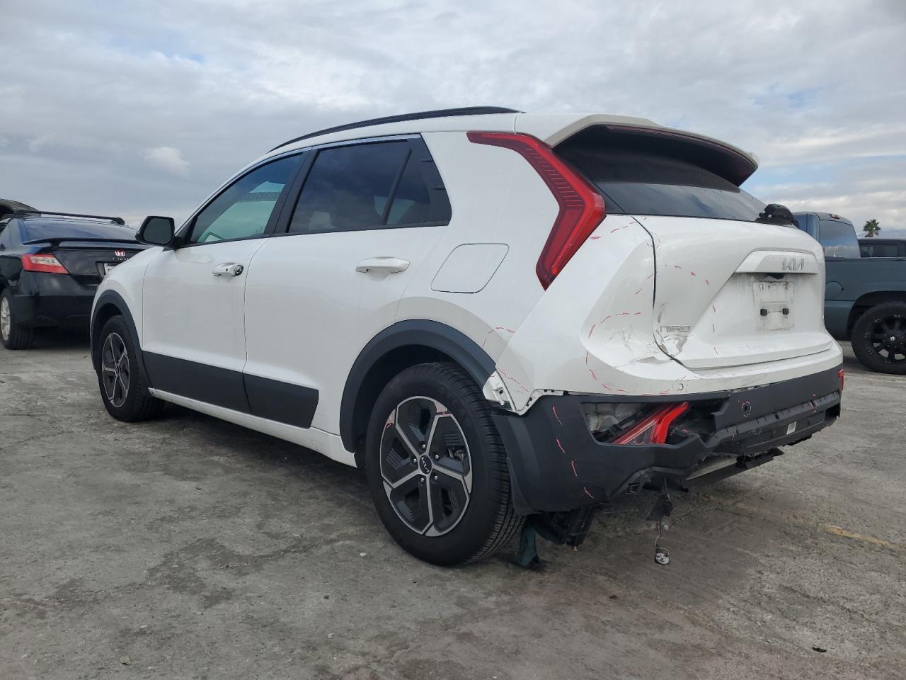 2023 KIA NIRO EX photo 2