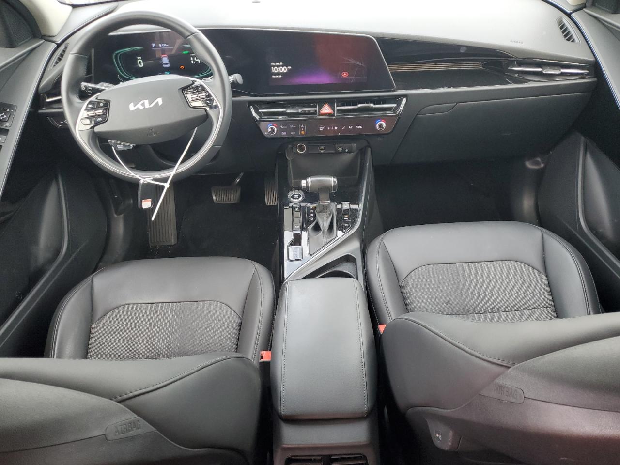 2023 KIA NIRO EX photo 8