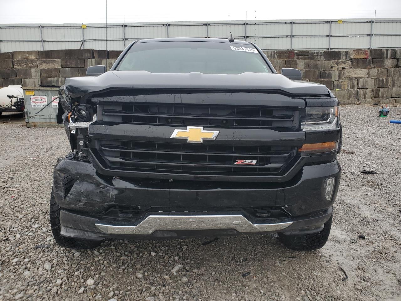 2016 CHEVROLET SILVERADO K1500 LT photo 5