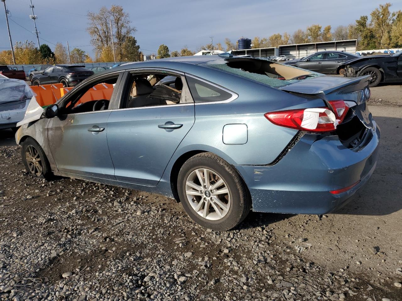 2016 HYUNDAI SONATA SE photo 2