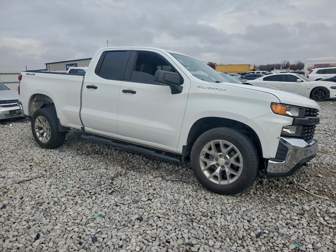 2021 CHEVROLET SILVERADO K1500 photo 4