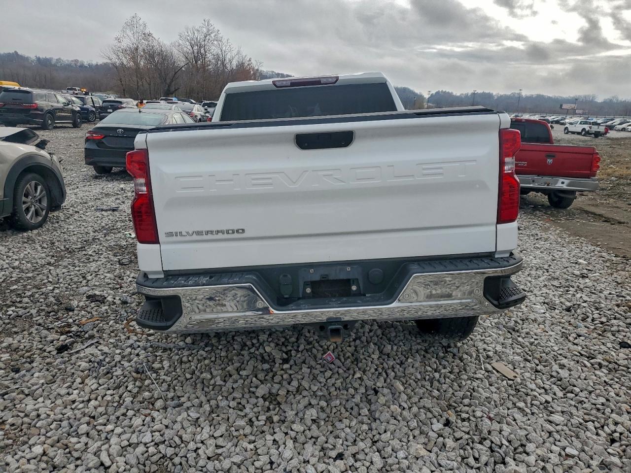 2021 CHEVROLET SILVERADO K1500 photo 6