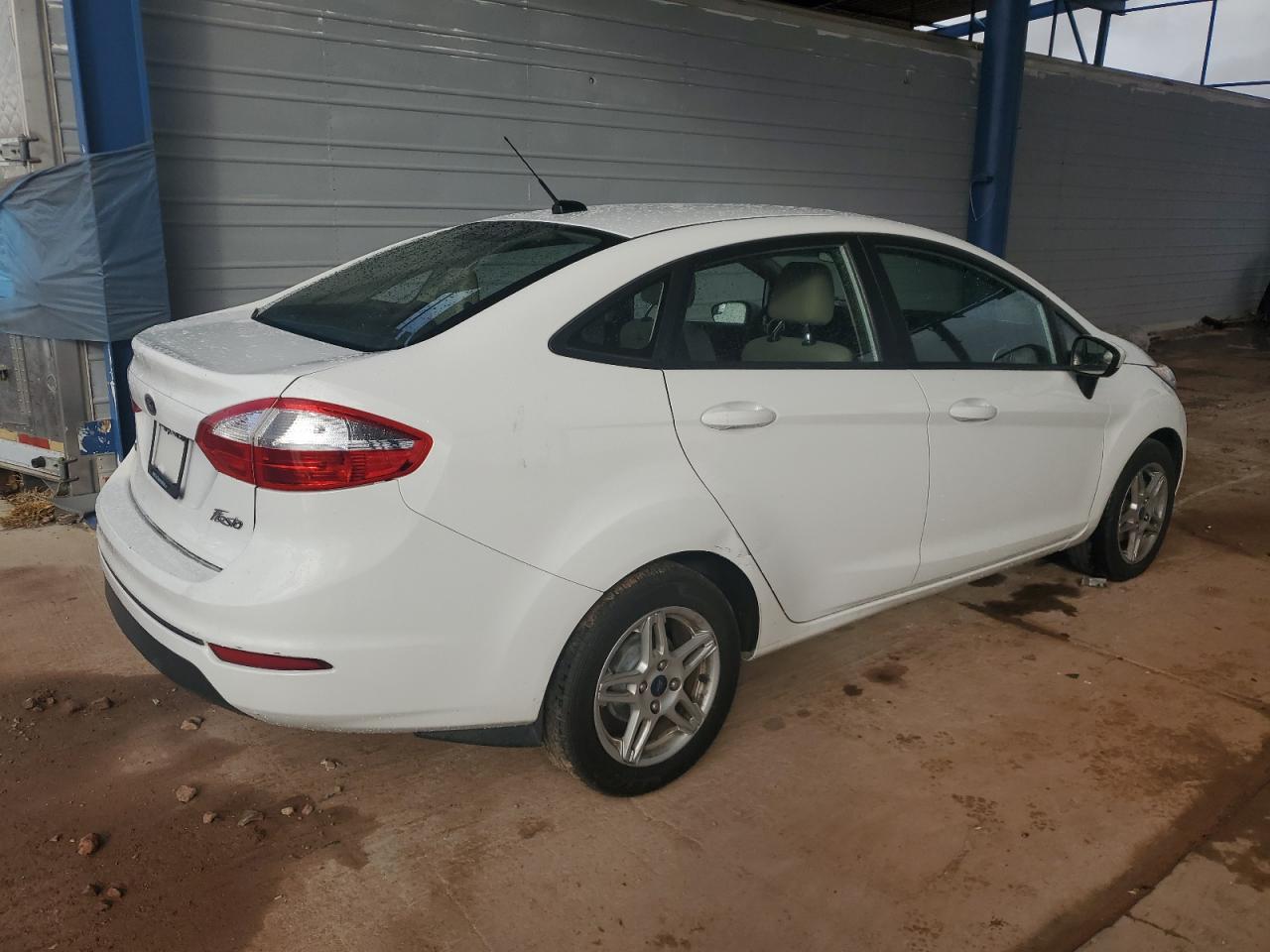 2019 FORD FIESTA SE photo 5