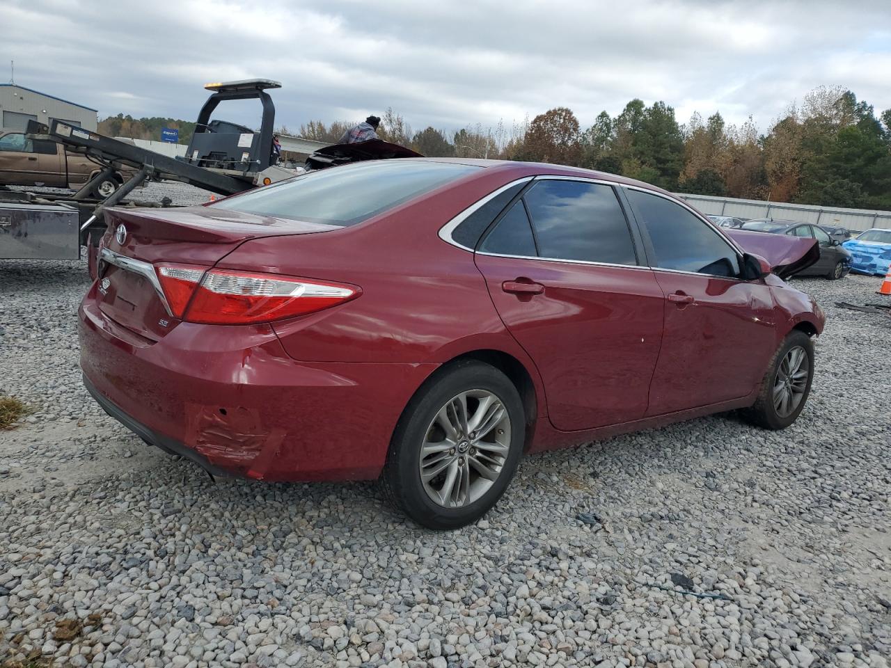 2017 TOYOTA CAMRY LE photo 5