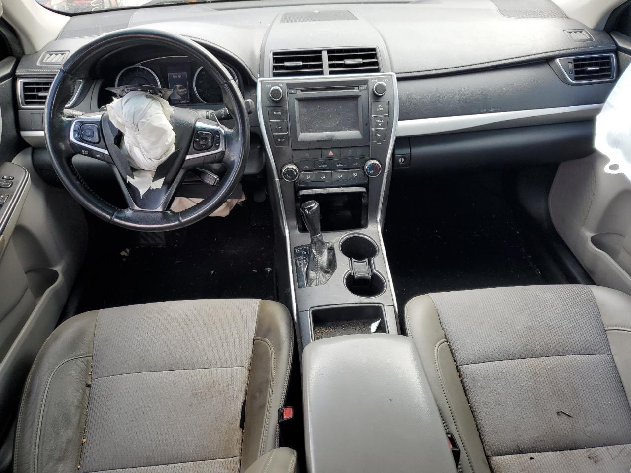 2017 TOYOTA CAMRY LE photo 15