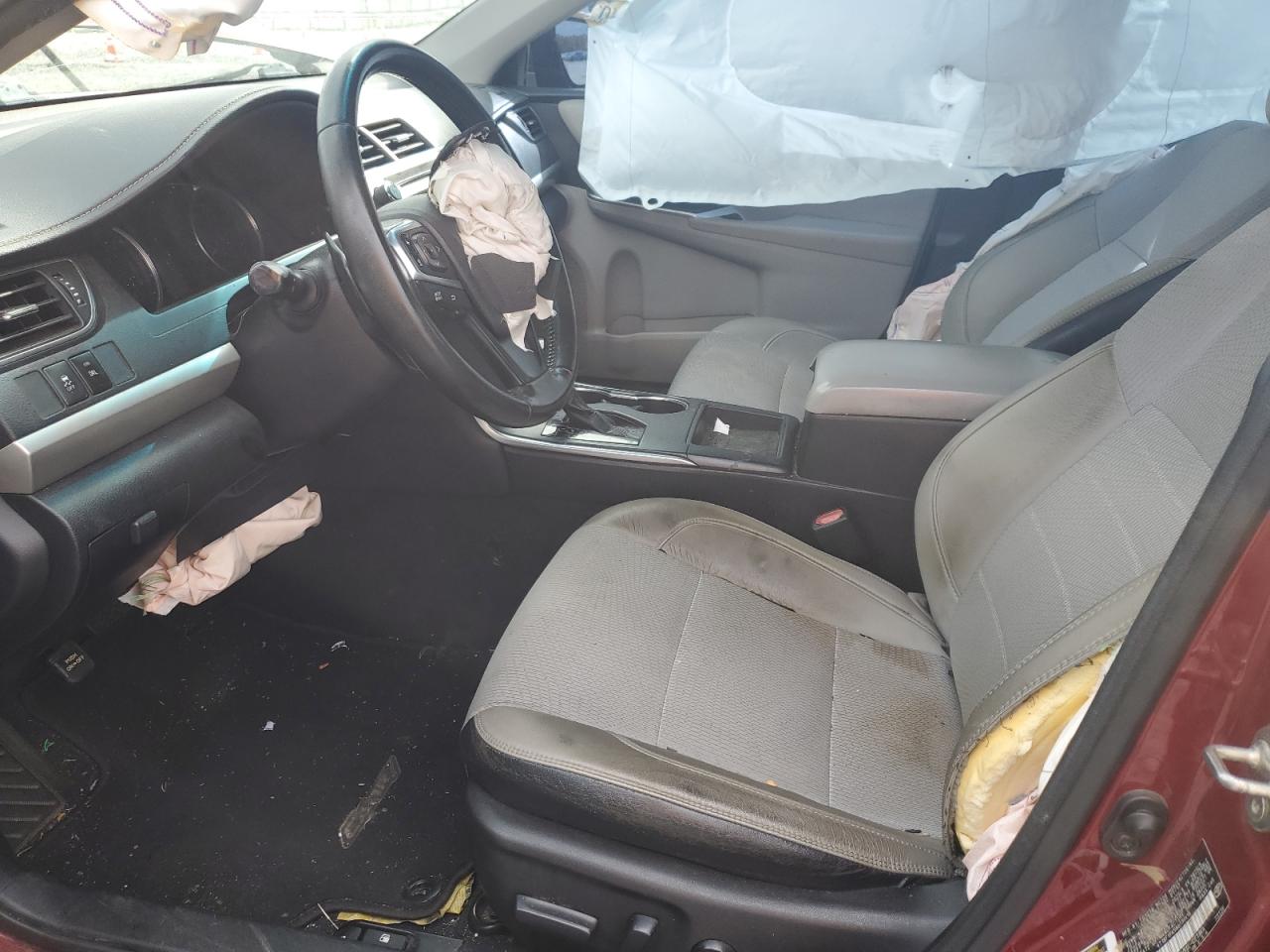 2017 TOYOTA CAMRY LE photo 13