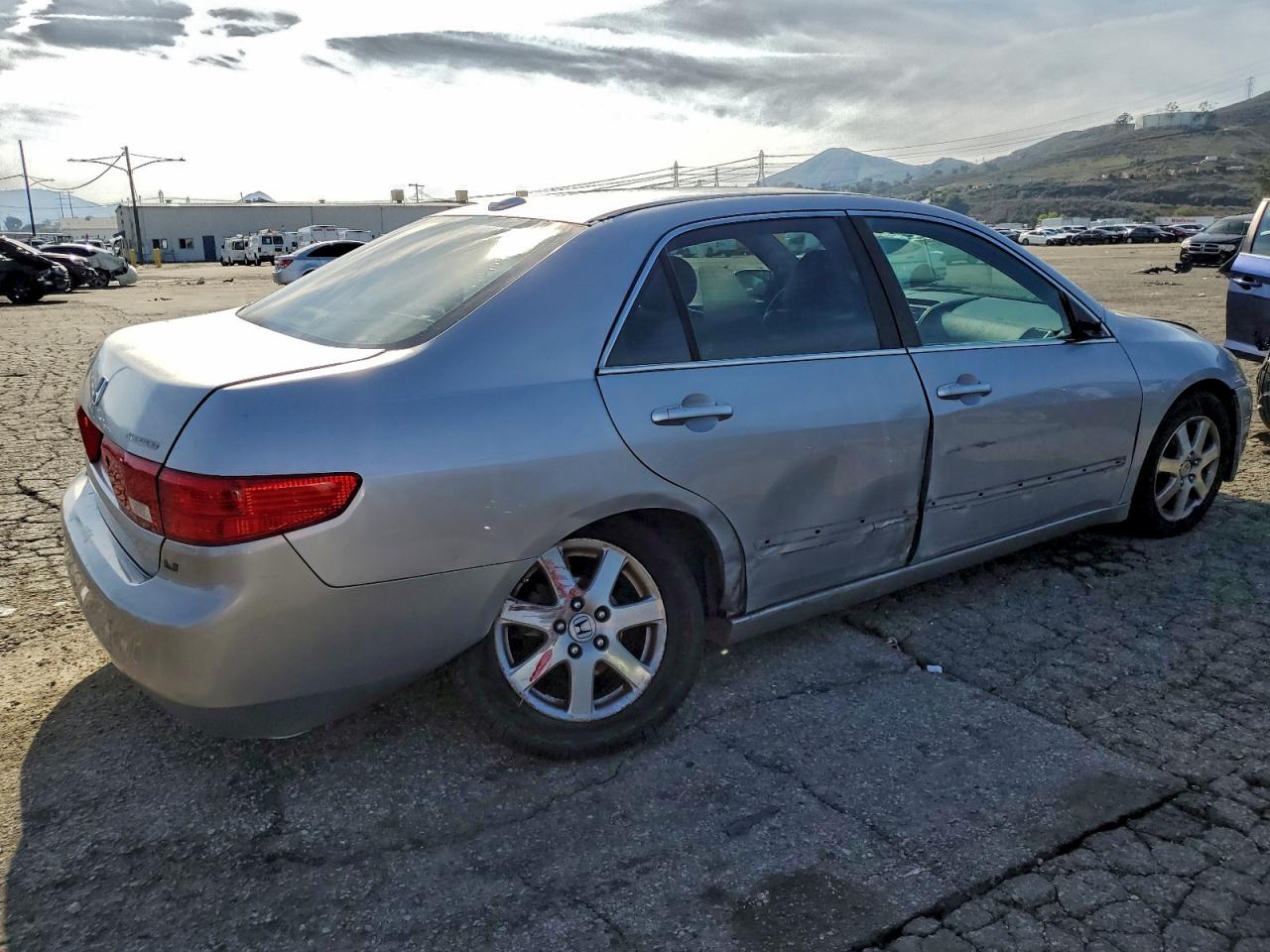2005 HONDA ACCORD EX photo 5