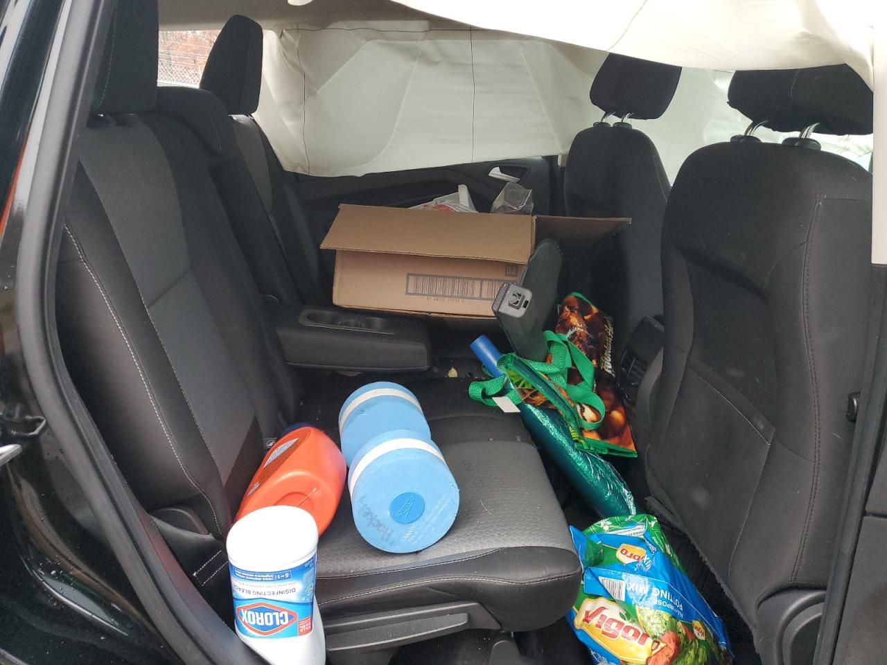 2017 FORD ESCAPE SE photo 11