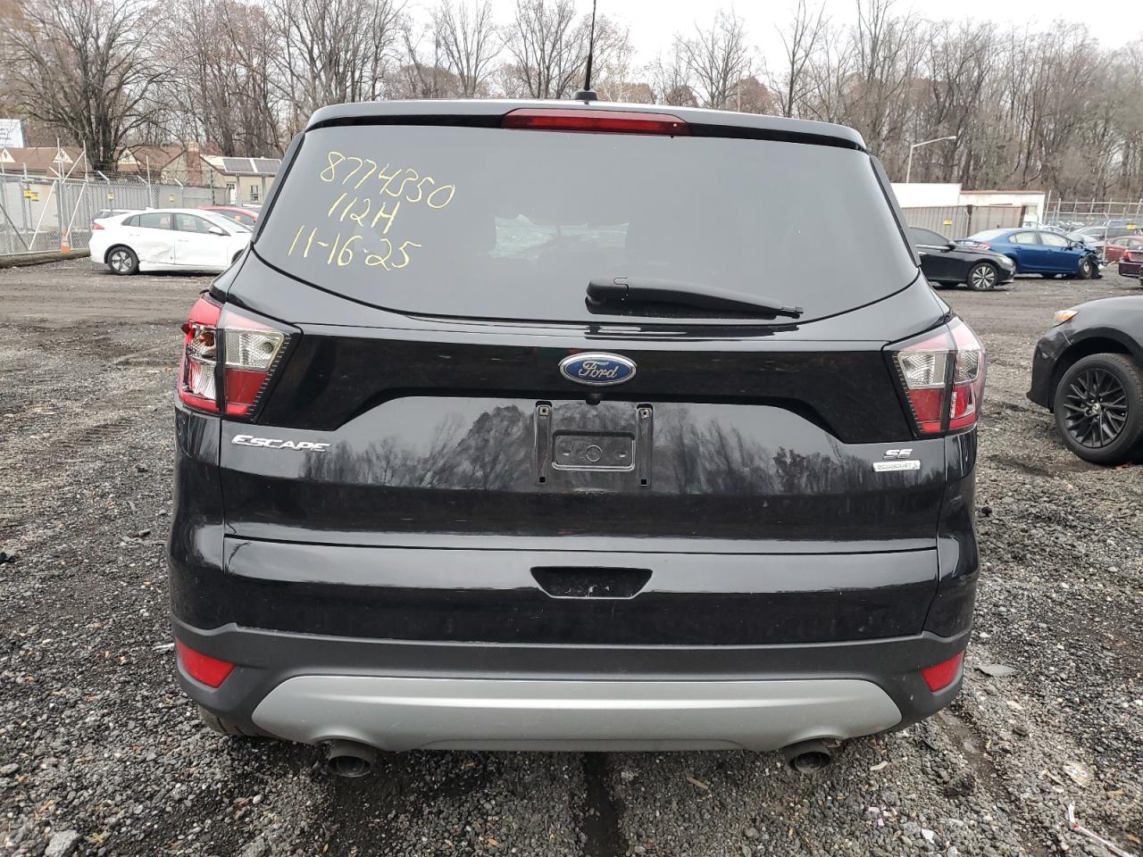 2017 FORD ESCAPE SE photo 6