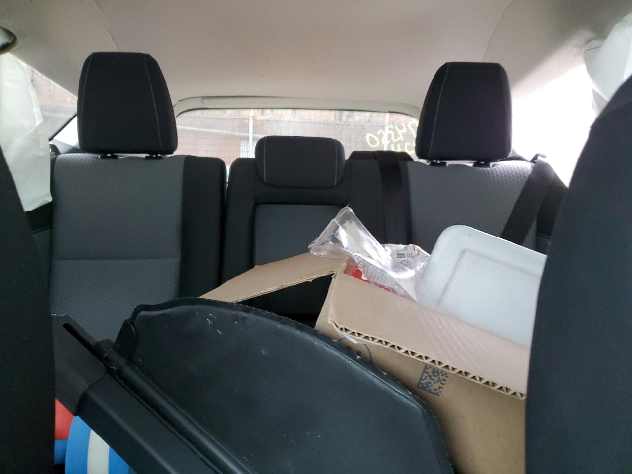 2017 FORD ESCAPE SE photo 10