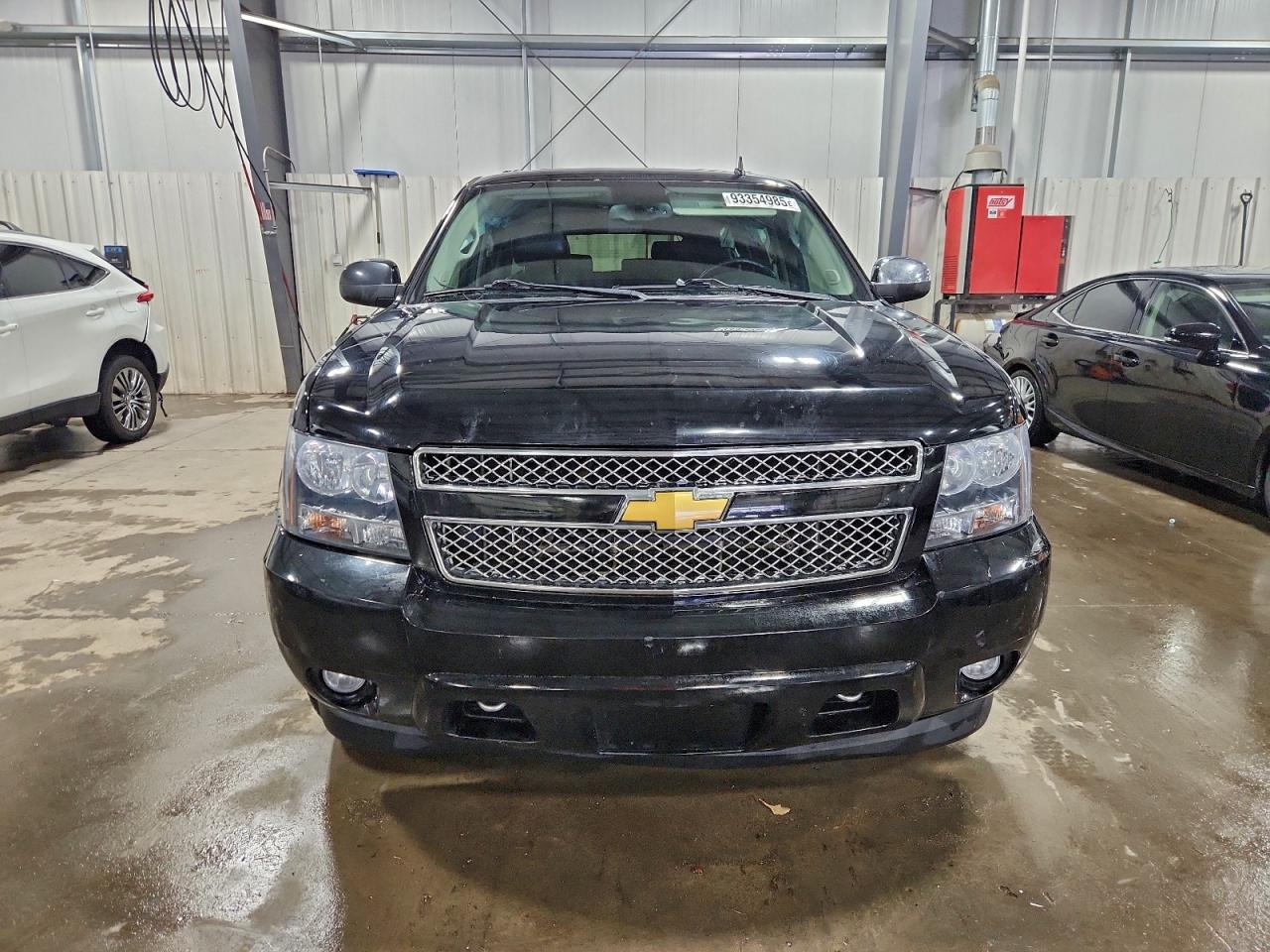 2013 CHEVROLET SUBURBAN K1500 LTZ photo 9