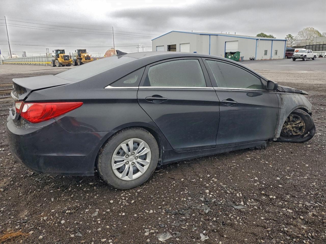 2011 HYUNDAI SONATA GLS photo 5