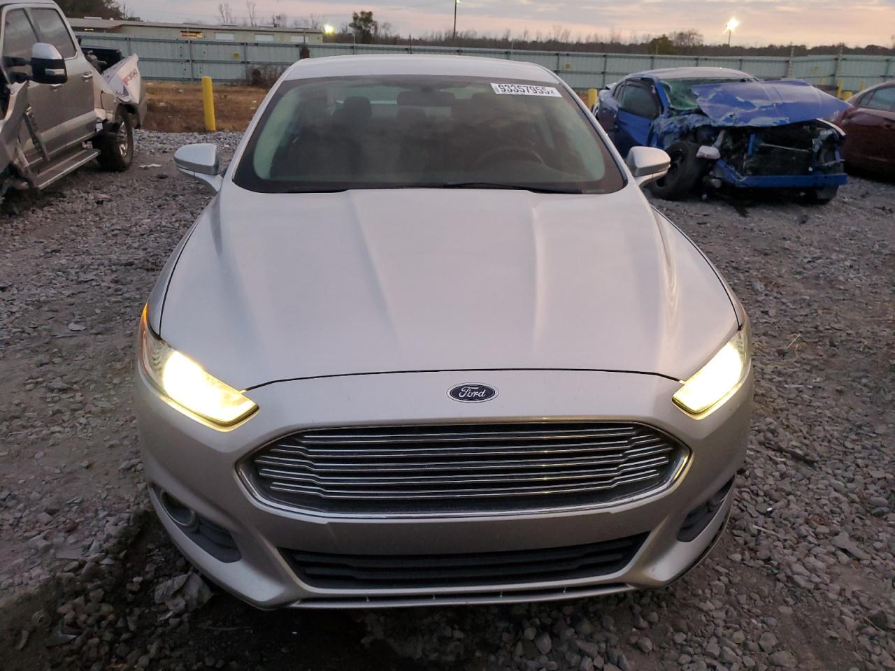 2014 FORD FUSION SE photo 5