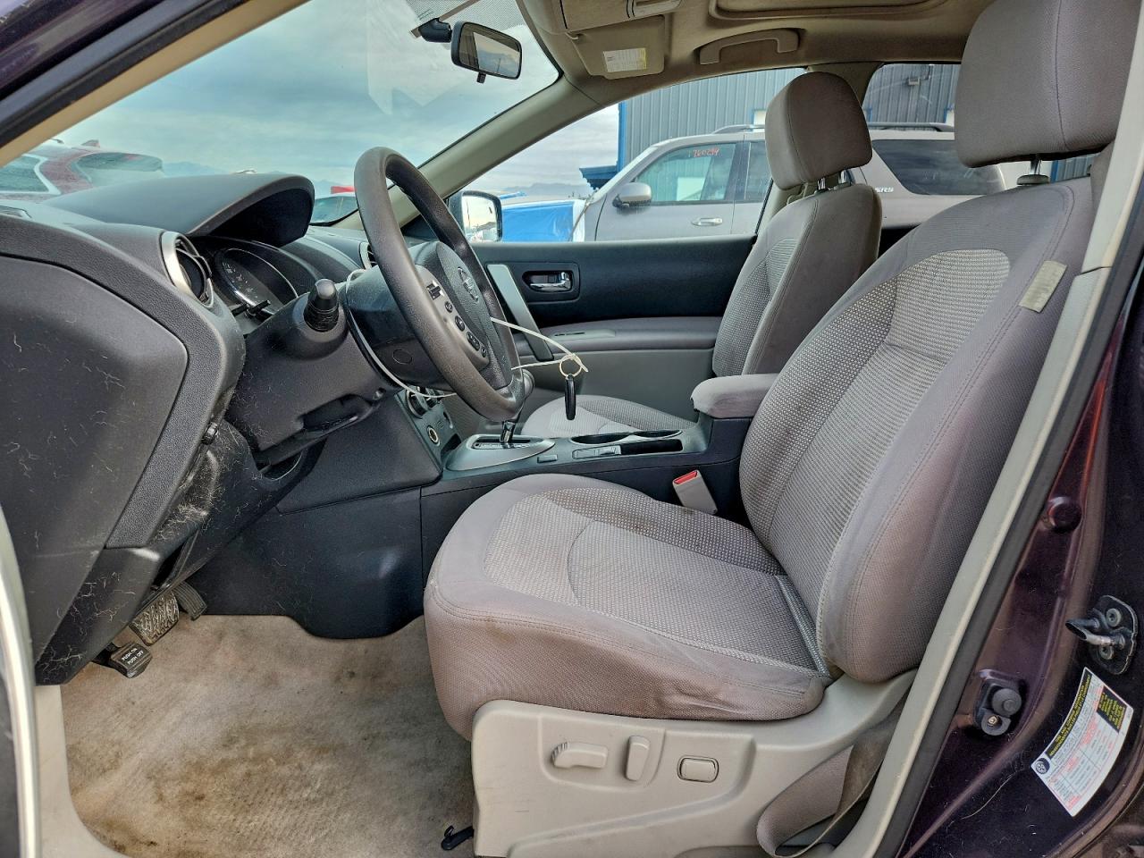 2013 NISSAN ROGUE S photo 13