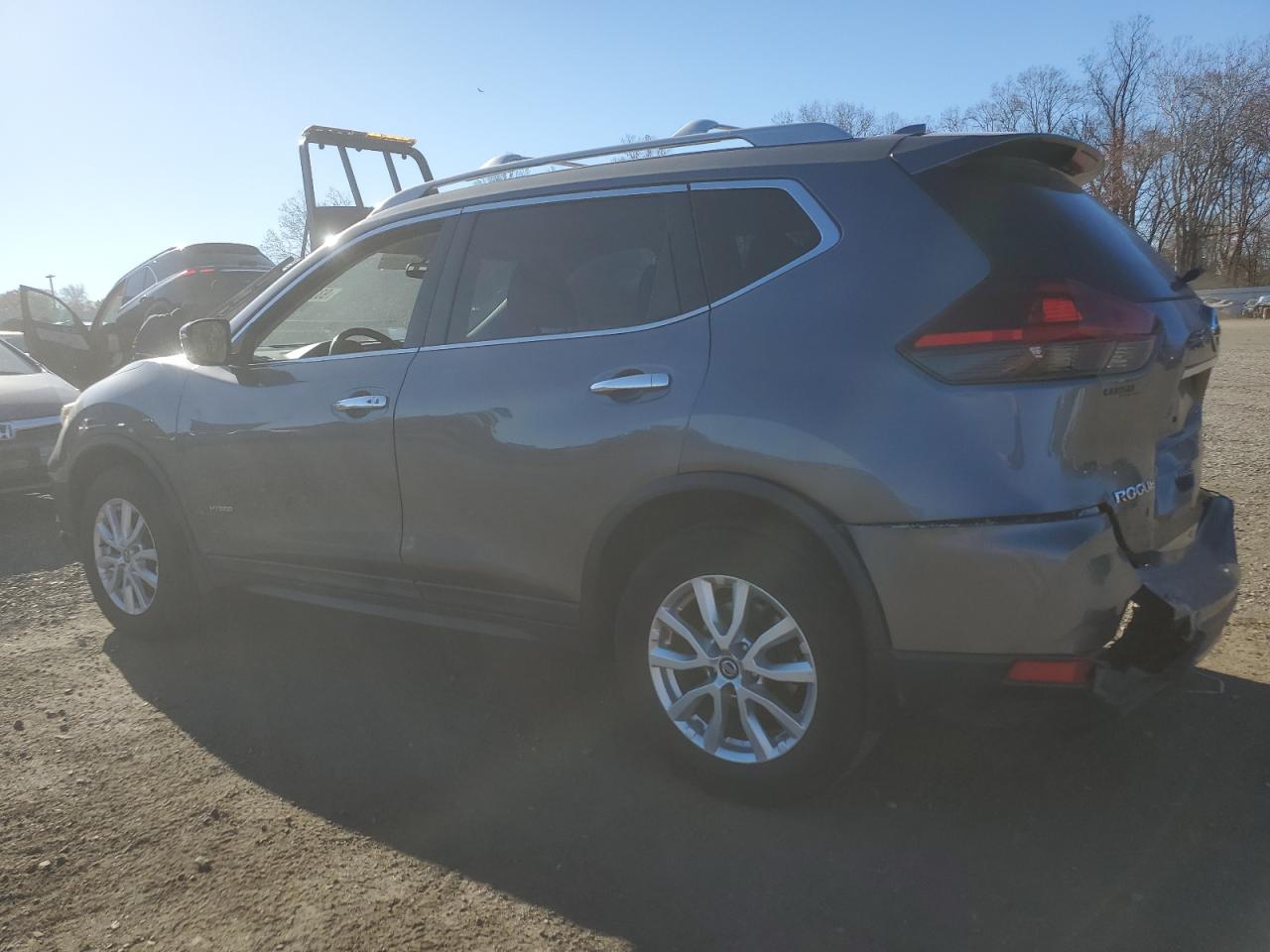 2018 NISSAN ROGUE SV HYBRID photo 2