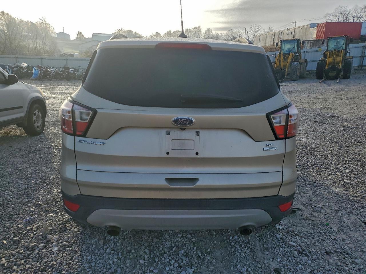 2018 FORD ESCAPE SE photo 11