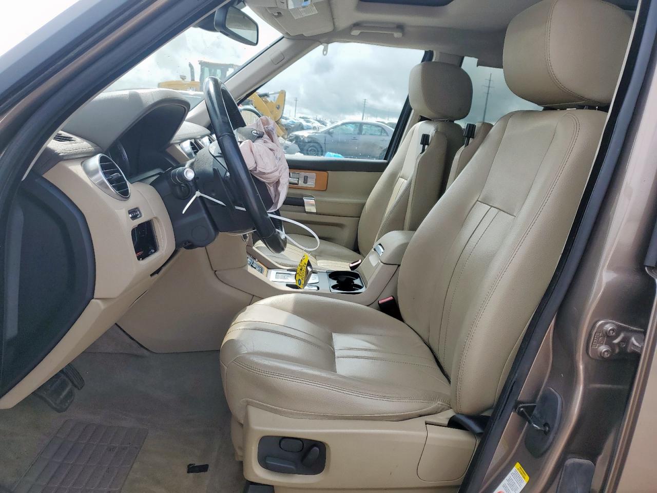 2015 LAND ROVER LR4 HSE photo 19