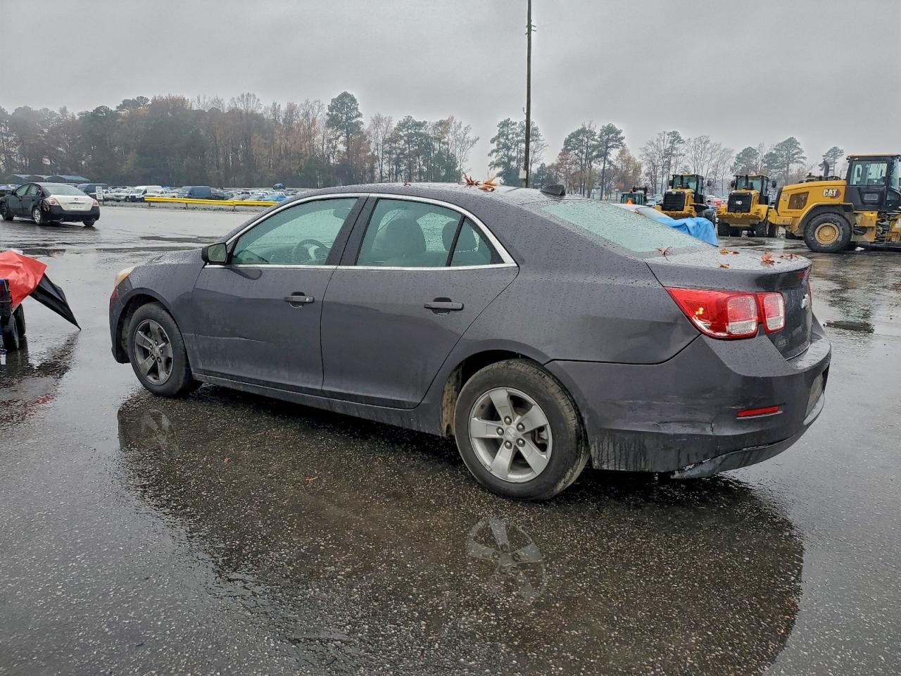 2013 CHEVROLET MALIBU LS photo 4