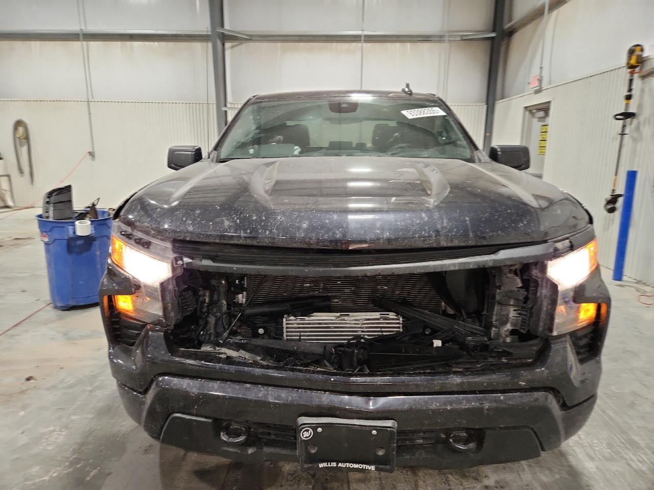 2023 CHEVROLET SILVERADO K1500 CUSTOM photo 5
