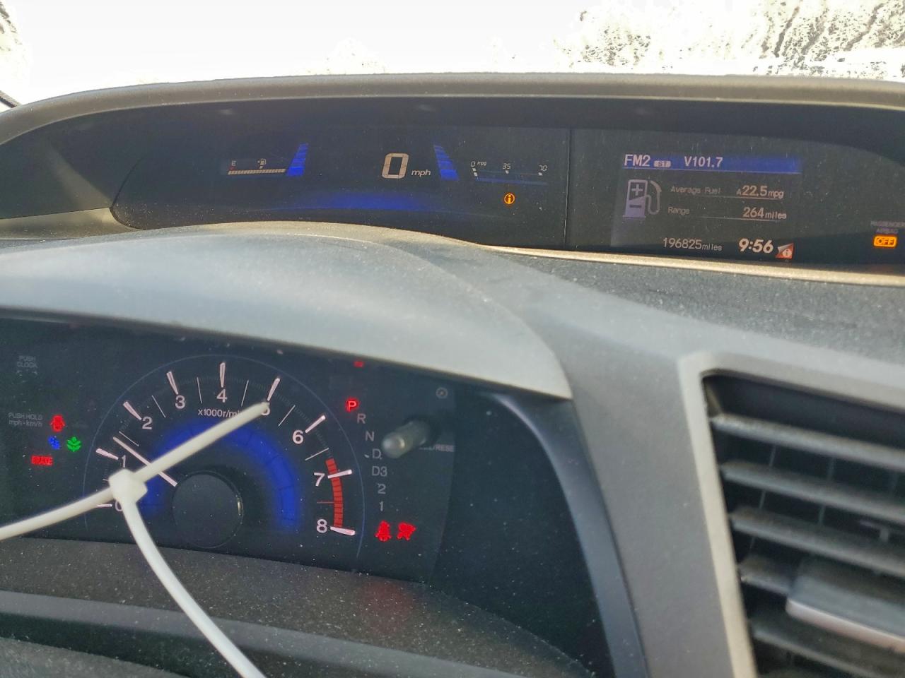 2012 HONDA CIVIC LX photo 25
