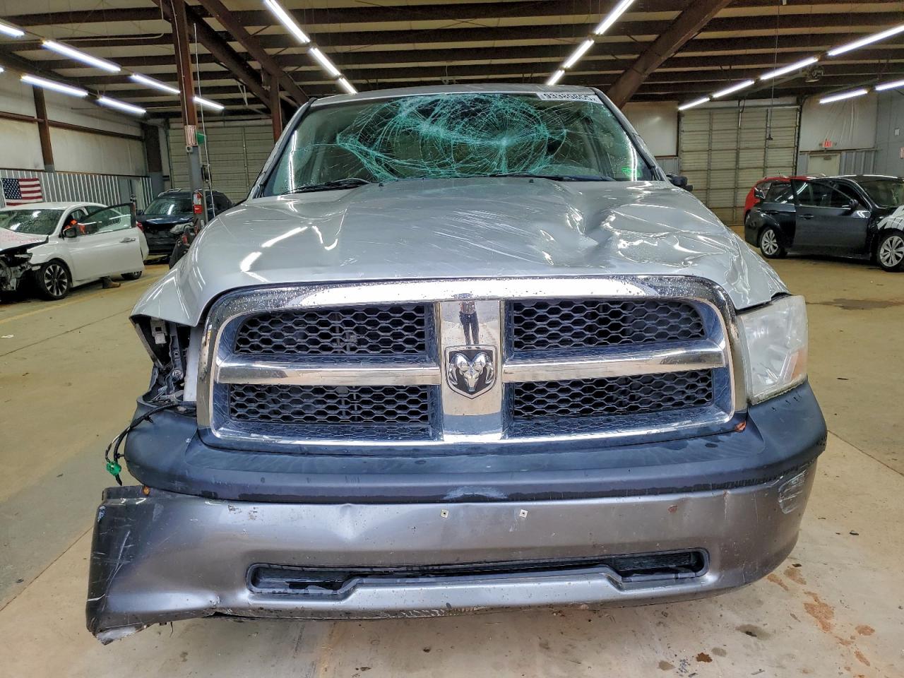 2010 DODGE RAM 1500 photo 9