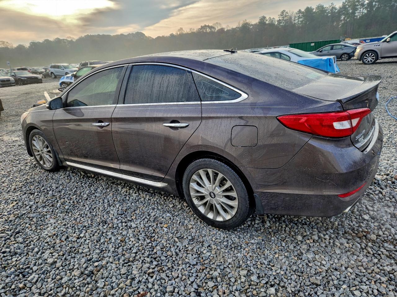 2015 HYUNDAI SONATA SPORT photo 2