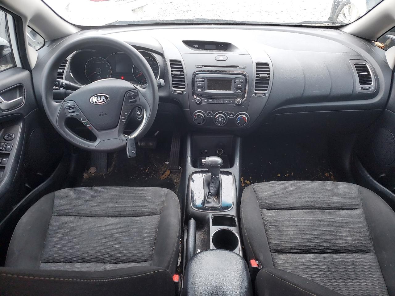 2017 KIA FORTE LX photo 8