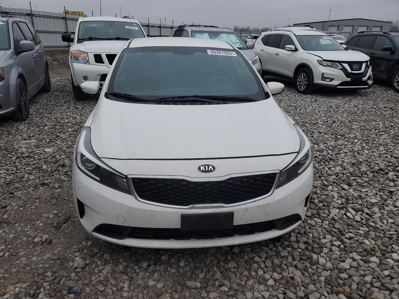 2017 KIA FORTE LX photo 5