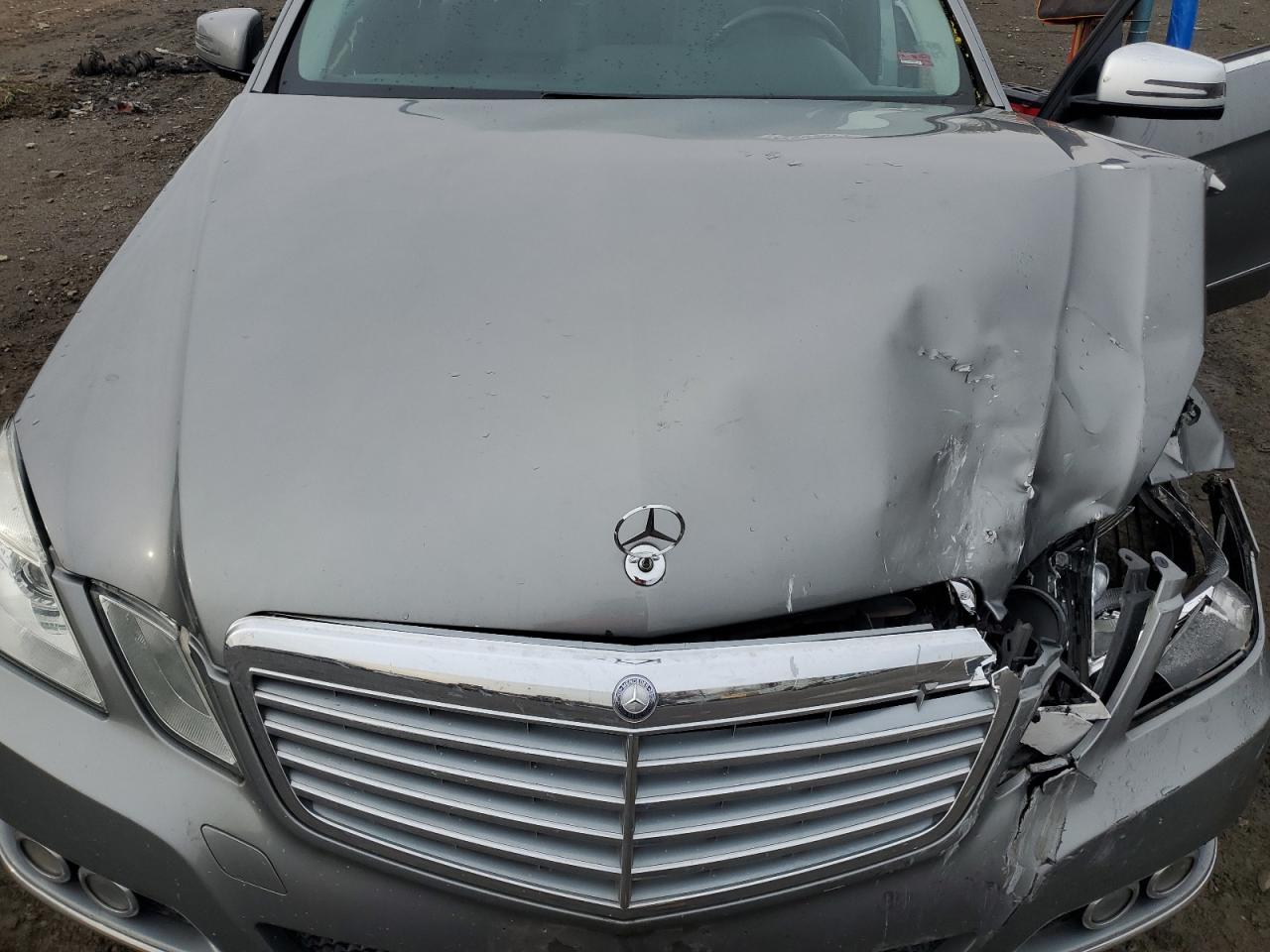 2011 MERCEDES-BENZ E 350 BLUETEC photo 21