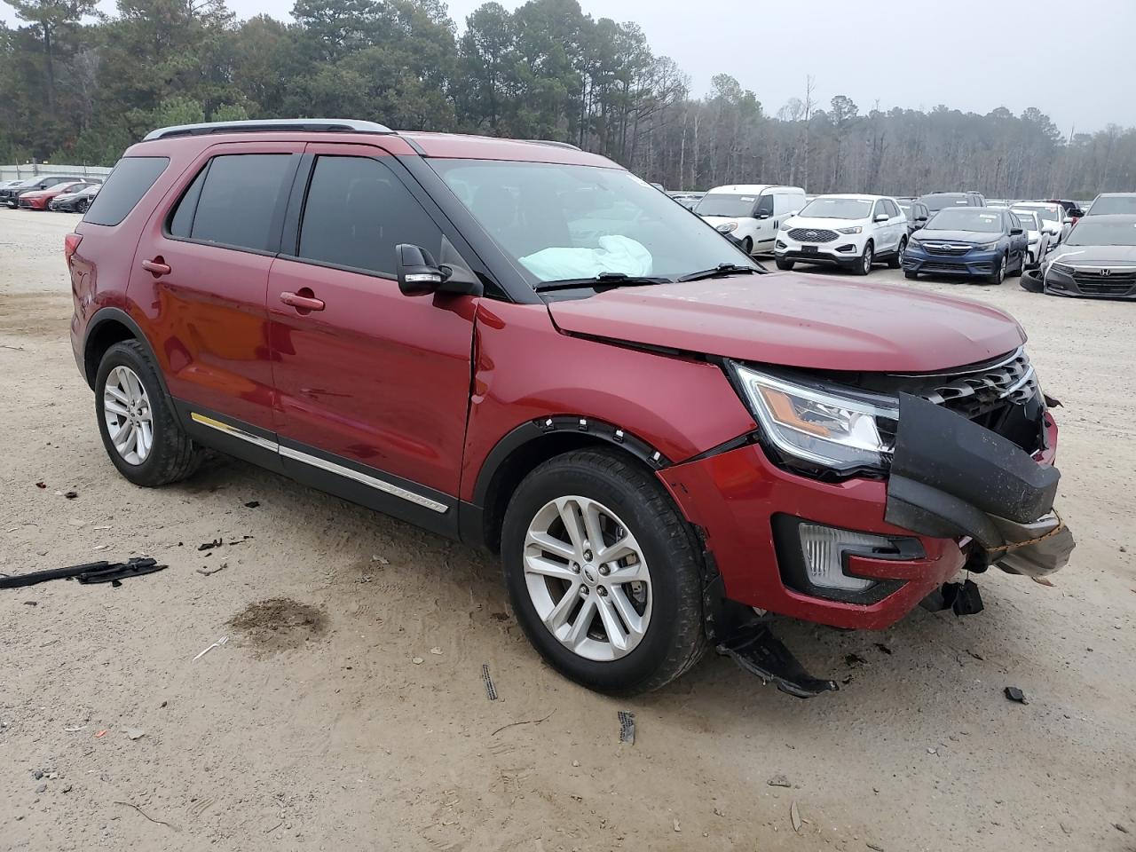 2017 FORD EXPLORER XLT photo 10