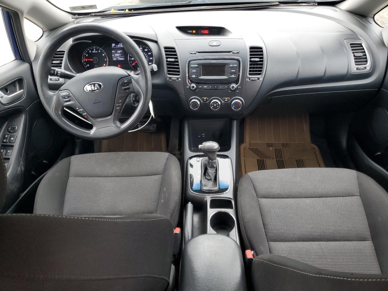 2017 KIA FORTE LX photo 8