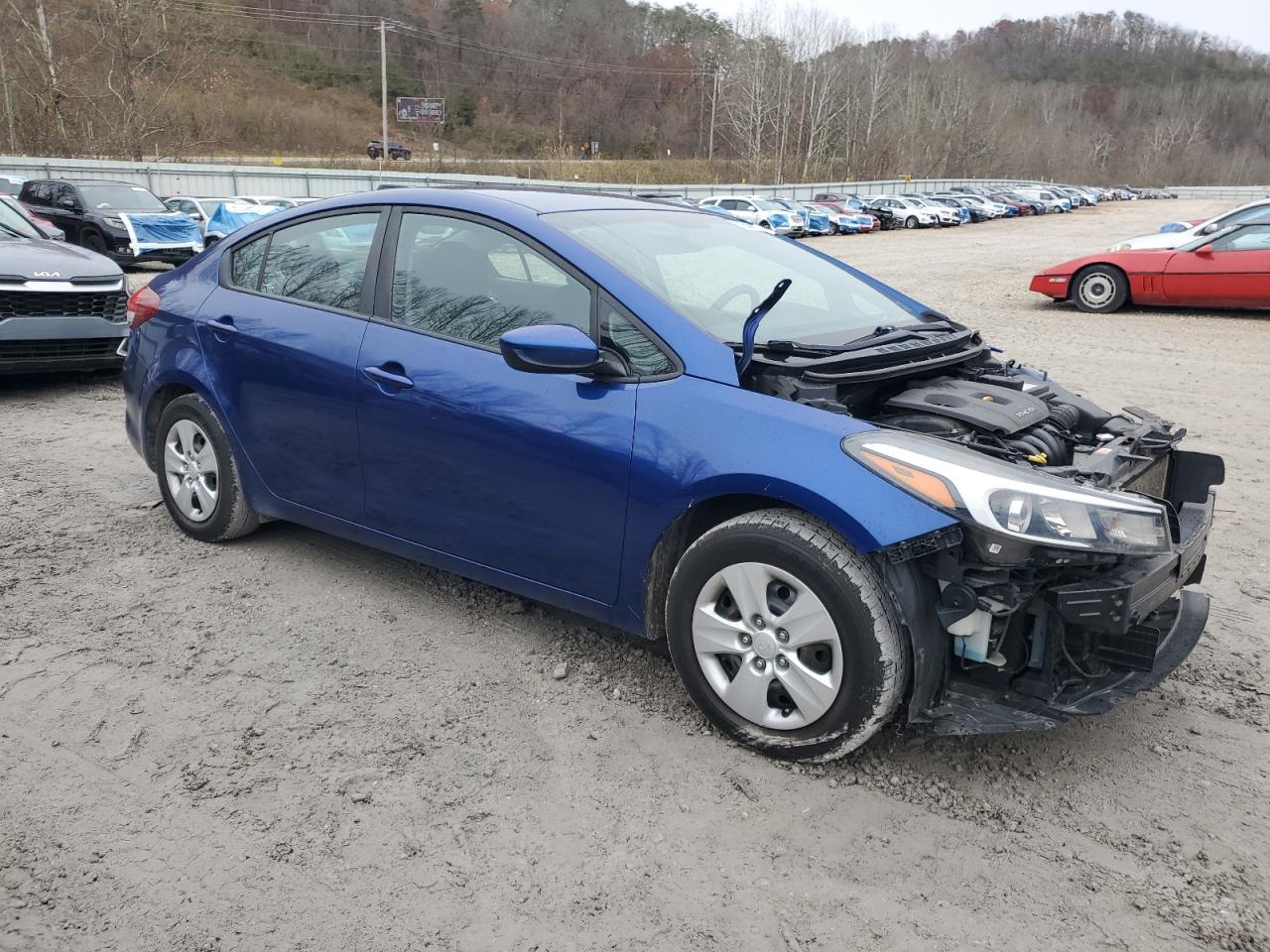 2017 KIA FORTE LX photo 4