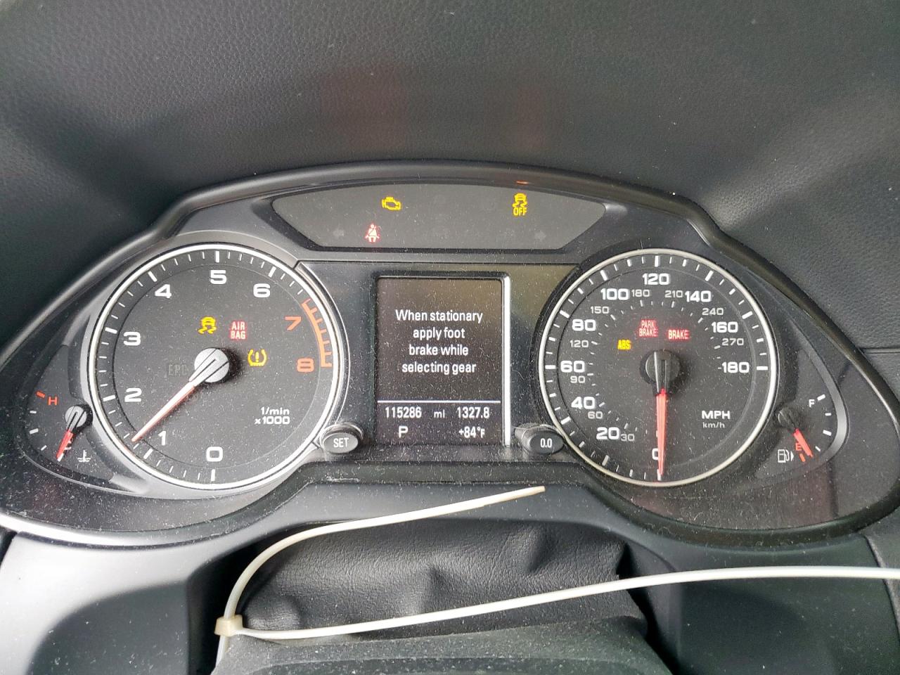 2011 AUDI Q5 PREMIUM PLUS photo 25