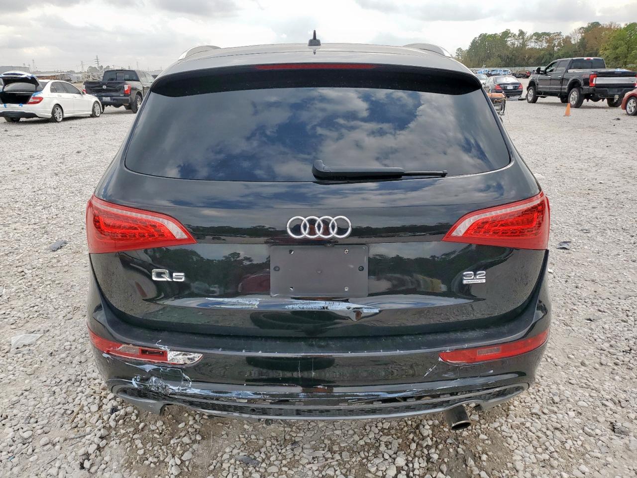 2011 AUDI Q5 PREMIUM PLUS photo 16
