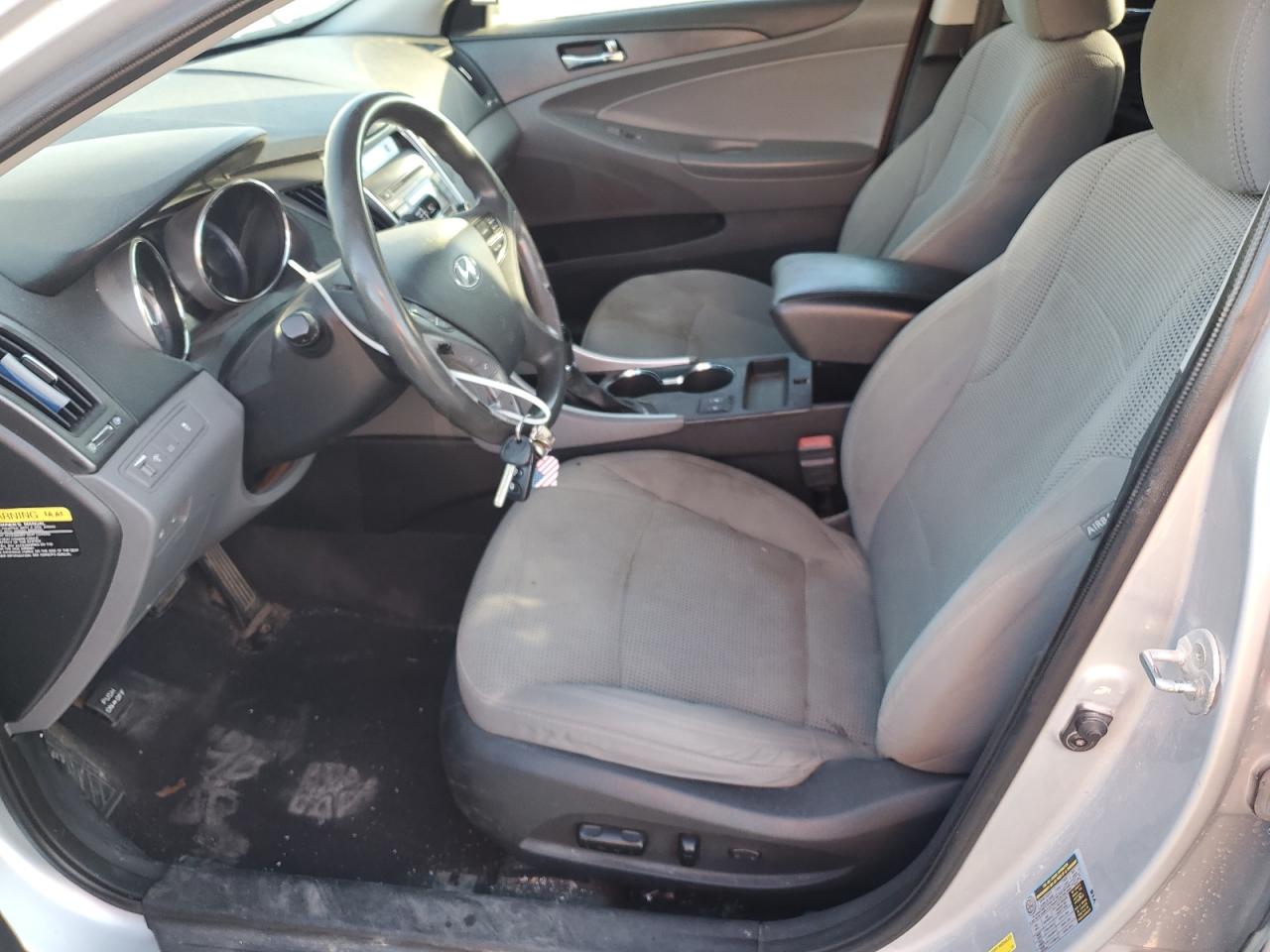 2013 HYUNDAI SONATA GLS photo 7