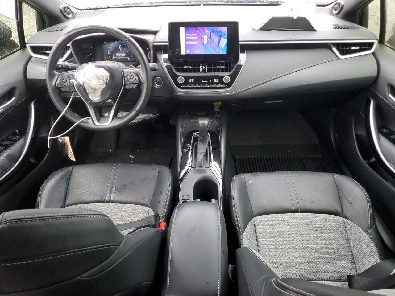 2024 TOYOTA COROLLA XSE photo 8