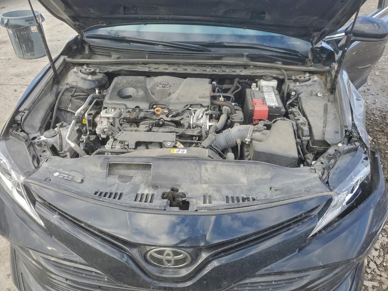 2020 TOYOTA CAMRY LE photo 21