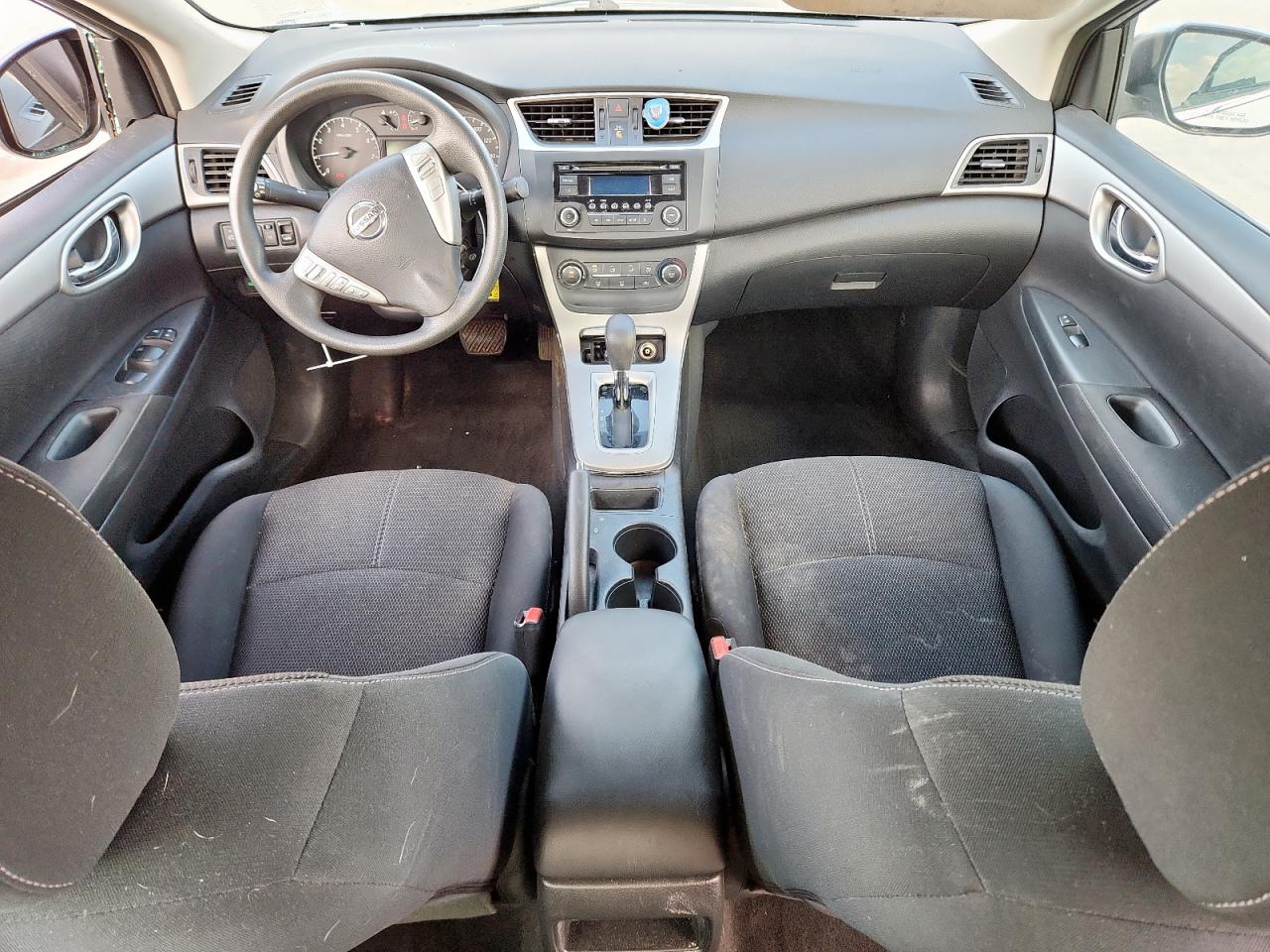 2015 NISSAN SENTRA S photo 8